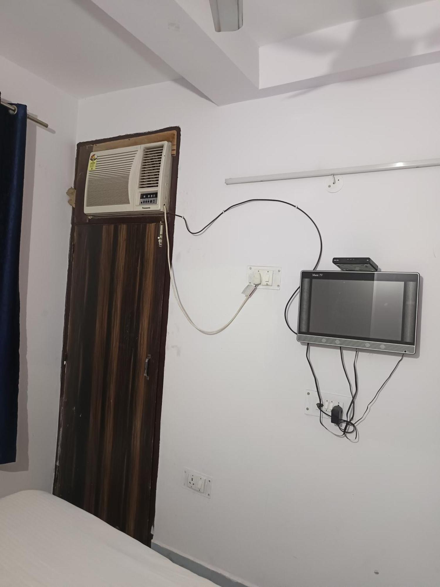 Dream Bed Hotel Noida Kamer foto
