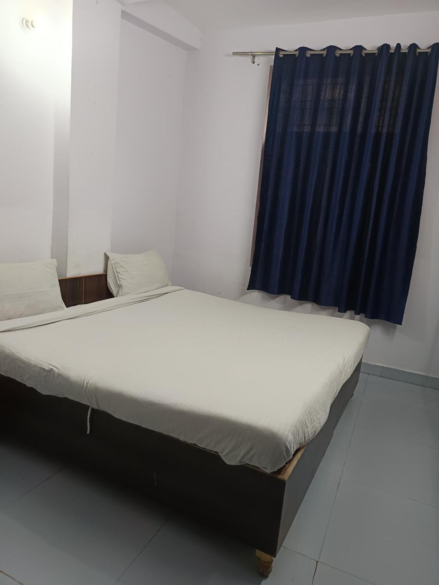 Dream Bed Hotel Noida Kamer foto
